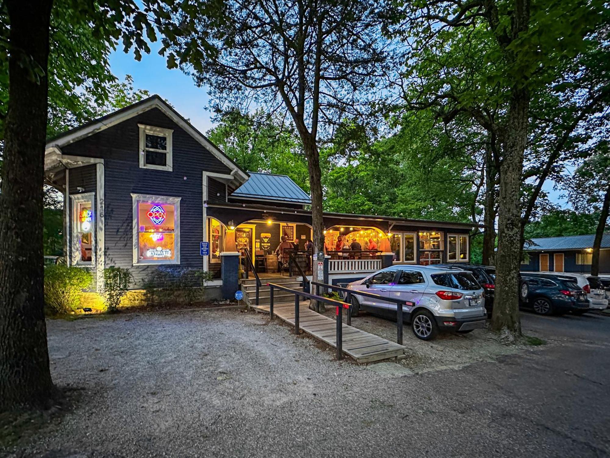 The Wanderoo Lodge Eureka Springs Exterior foto